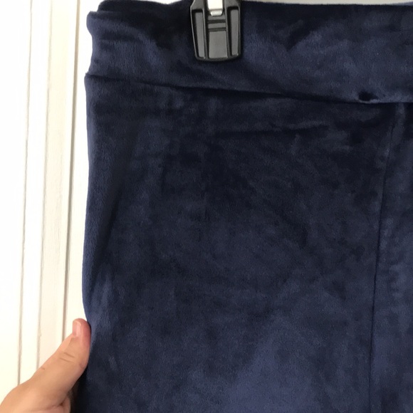 Lands' End velour leggings - Picture 2 of 3
